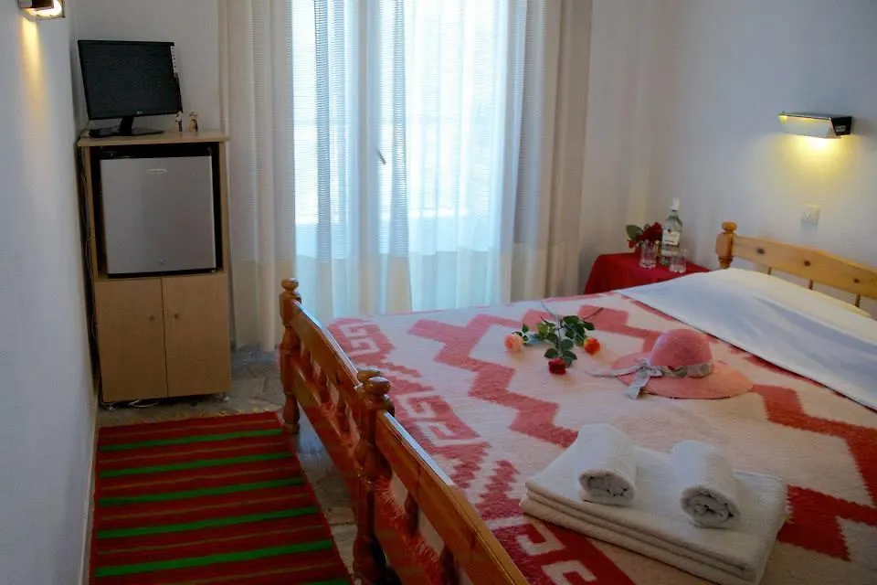 Guest house El Capitan Hotel Porto Koufo