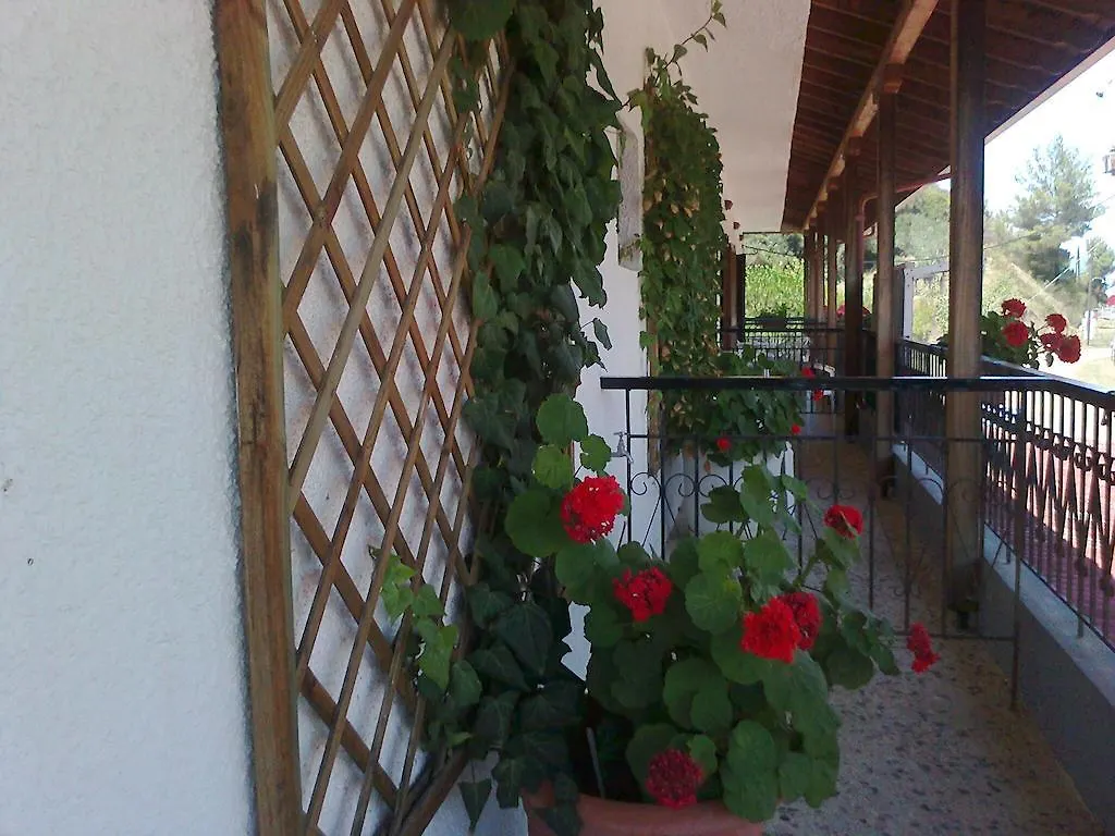 El Capitan Hotel Porto Koufo Guest house
